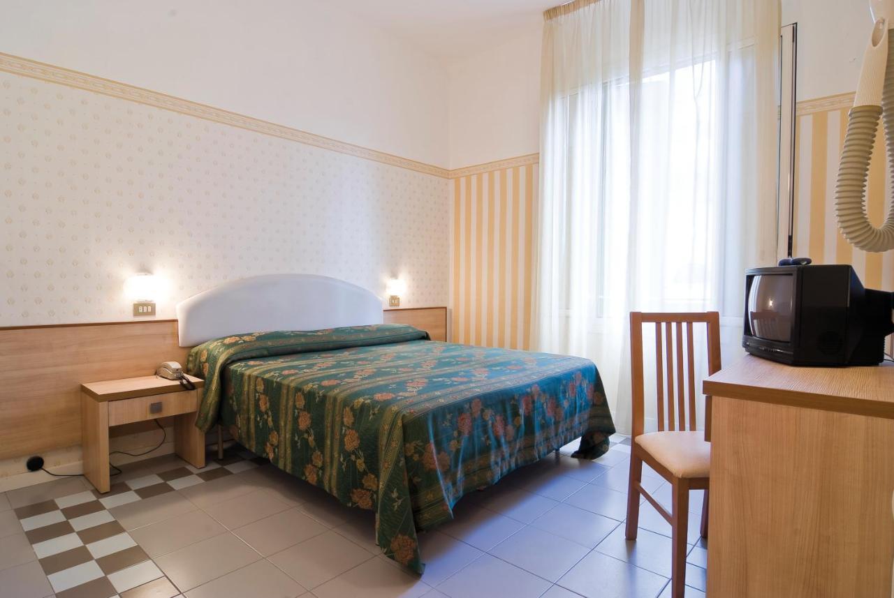 Hotel Loris - Valentini Family Village Bellaria-Igea Marina Exterior foto